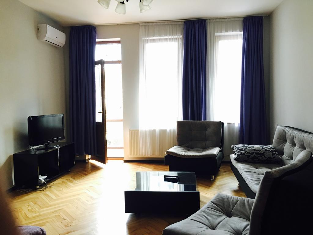 Nana Apartment Tbilissi Extérieur photo
